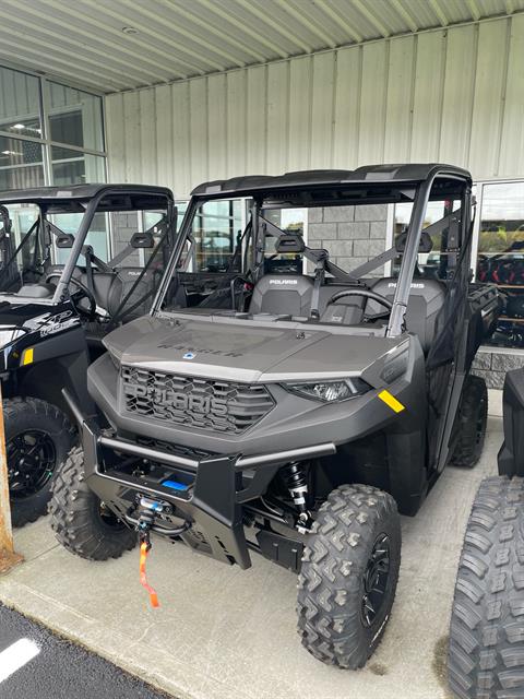 2025 Polaris Ranger 1000 Premium in Adams Center, New York - Photo 2