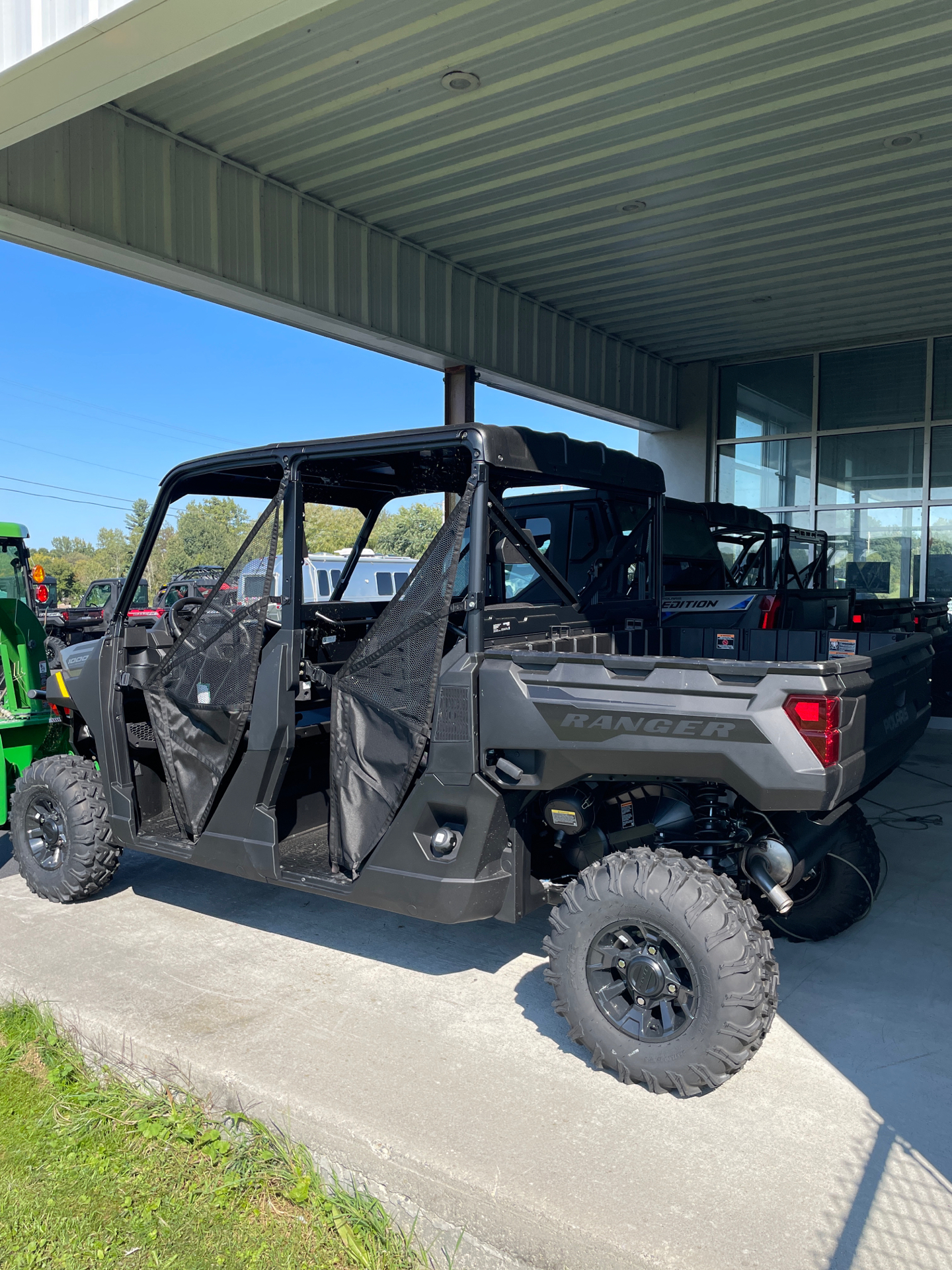 2025 Polaris Ranger Crew 1000 Premium in Adams Center, New York - Photo 3