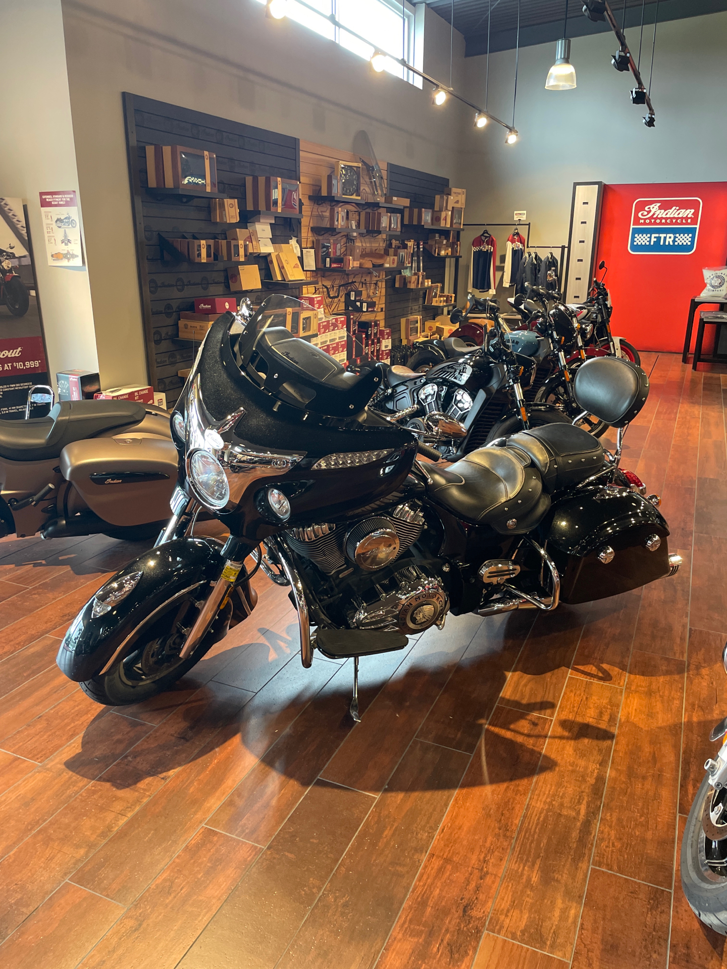 2017 Indian Motorcycle Chieftain® in Adams Center, New York - Photo 3