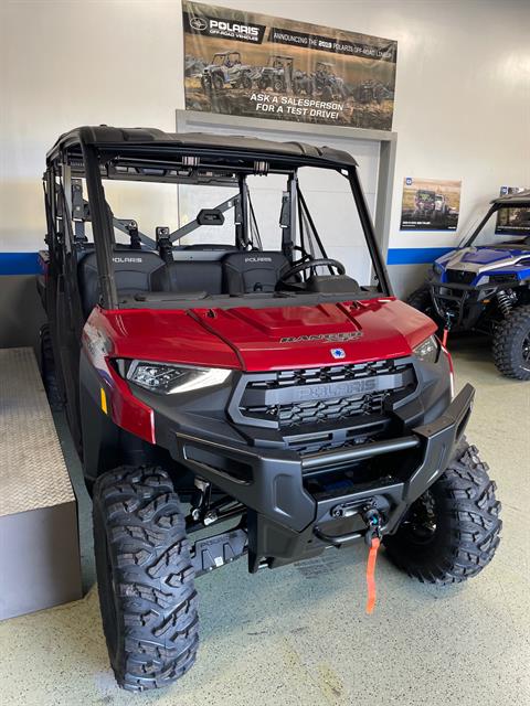 2025 Polaris Ranger Crew XP 1000 Premium in Adams Center, New York - Photo 2