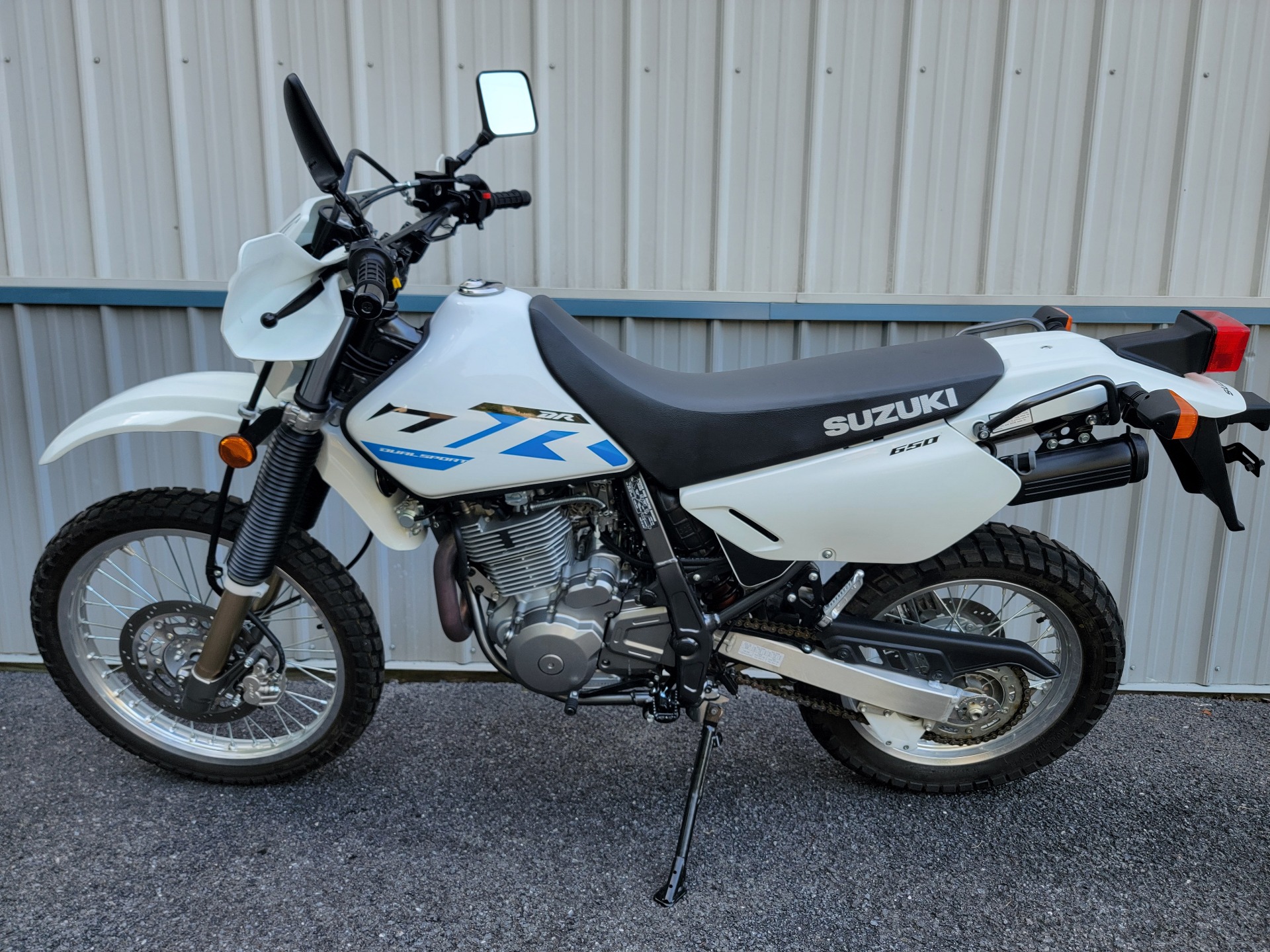 2023 Suzuki DR650S in Spring Mills, Pennsylvania - Photo 6