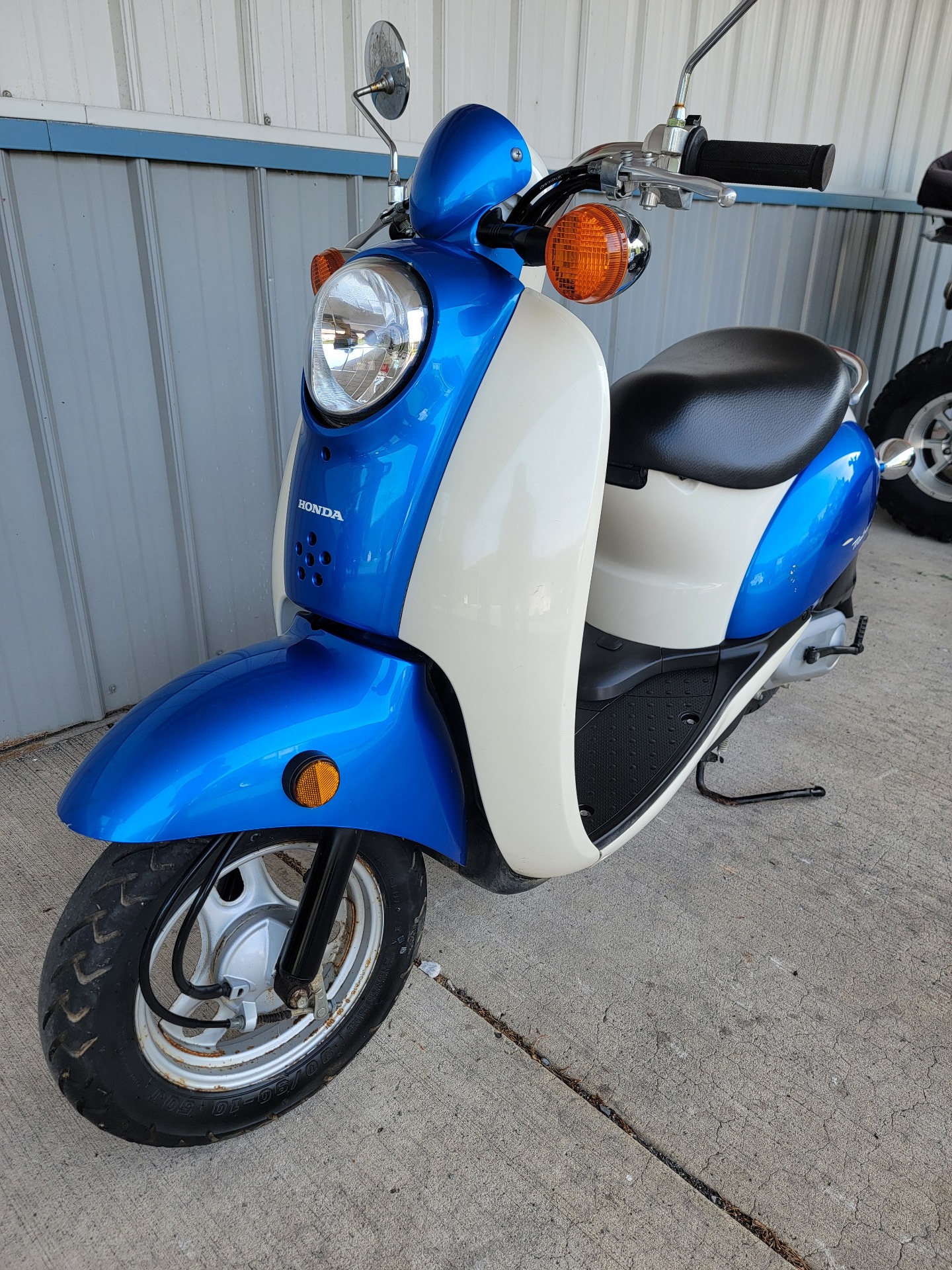 2009 Honda Metropolitan® in Spring Mills, Pennsylvania - Photo 4