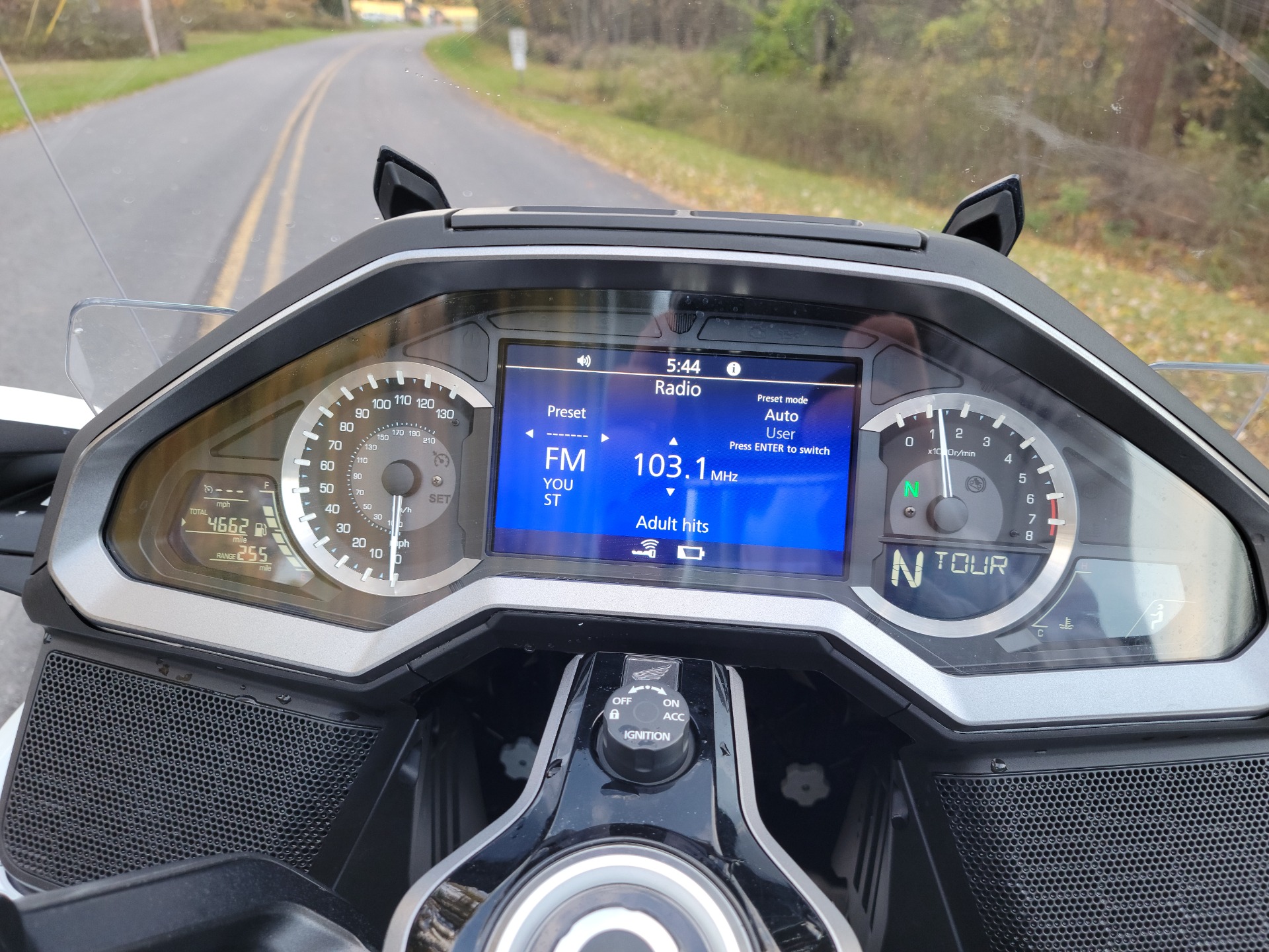 2018 Honda Gold Wing Tour Automatic DCT in Spring Mills, Pennsylvania - Photo 9