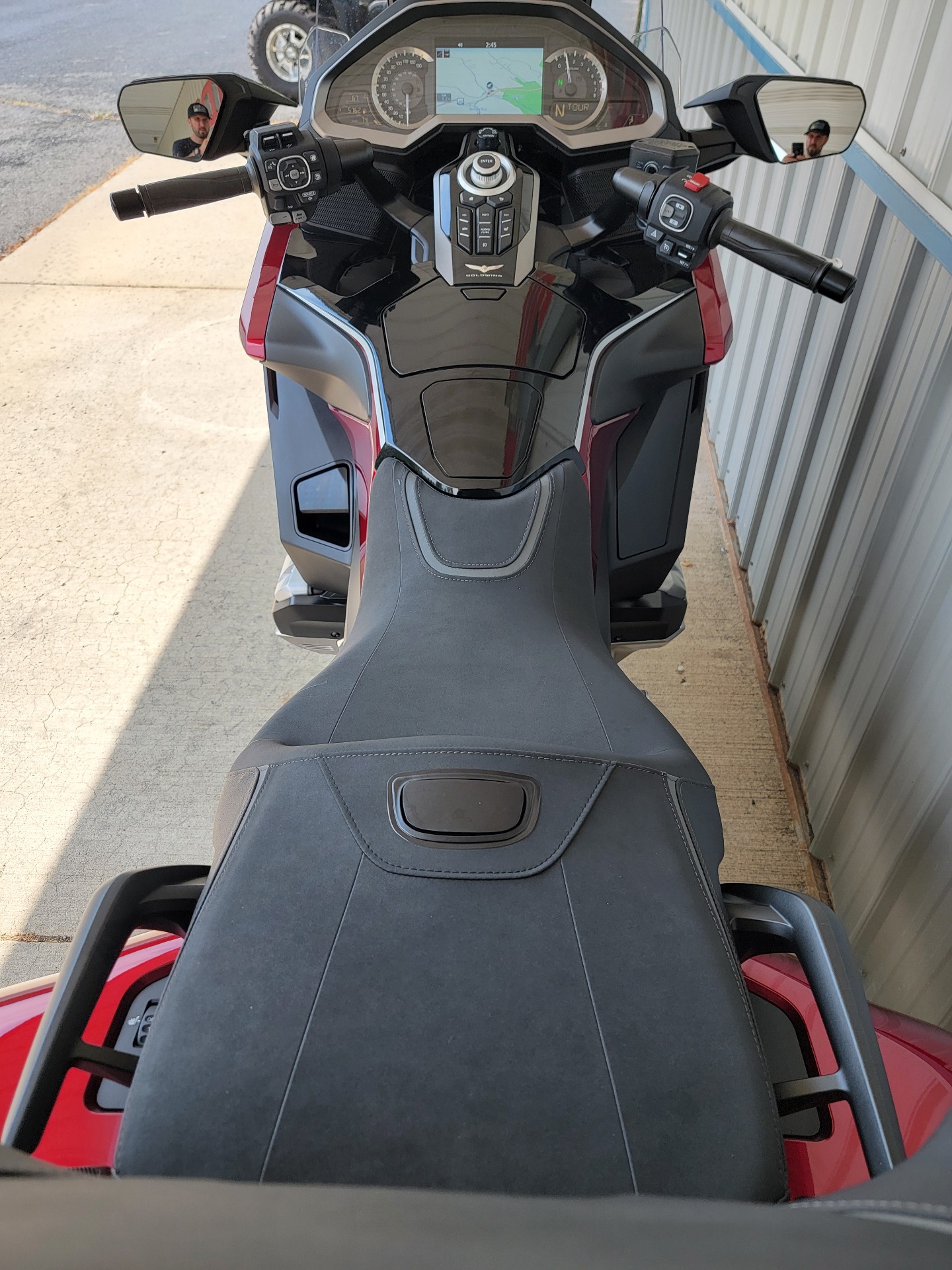 2021 Honda Gold Wing Tour Automatic DCT in Spring Mills, Pennsylvania - Photo 11