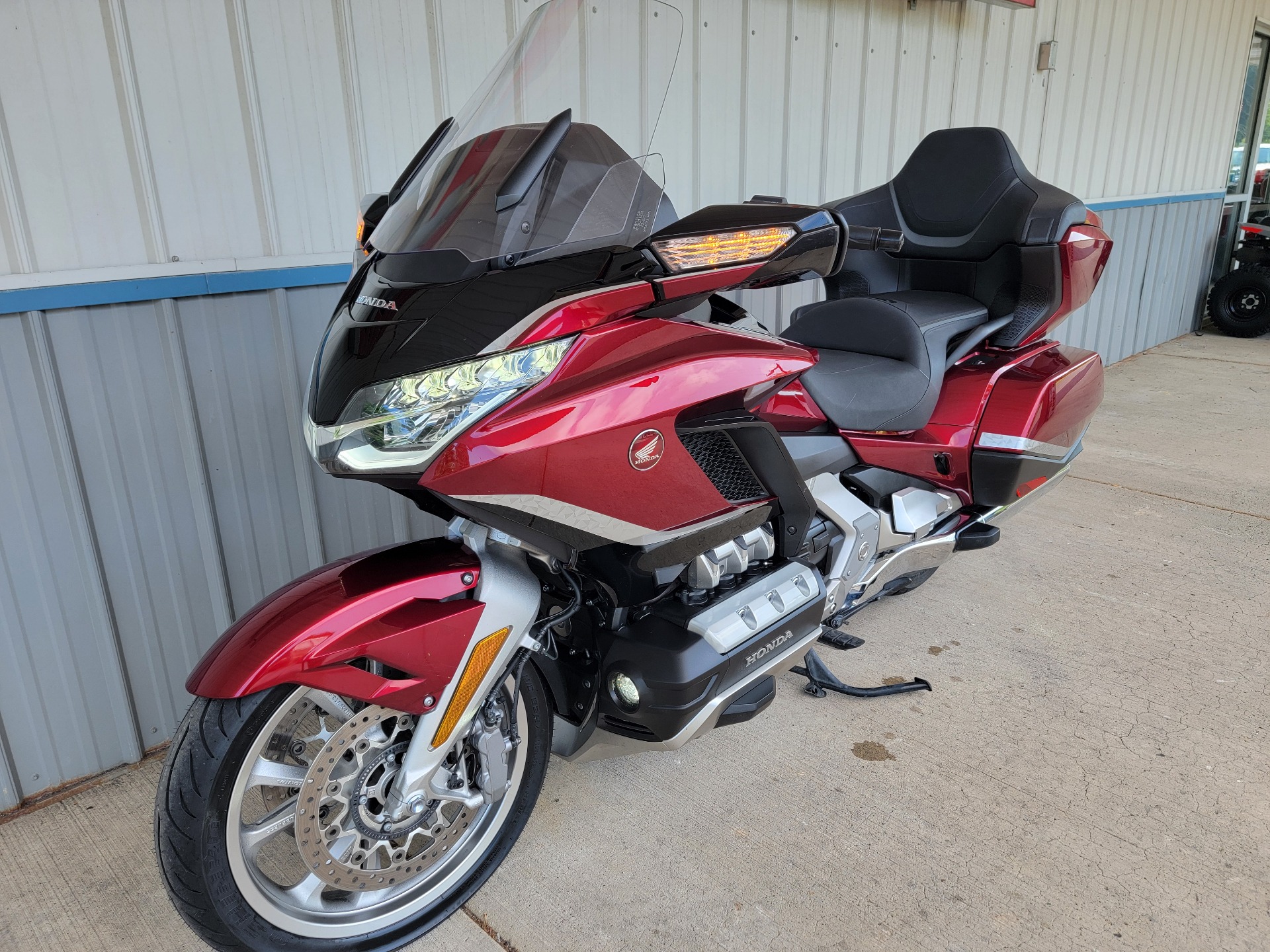 2021 Honda Gold Wing Tour Automatic DCT in Spring Mills, Pennsylvania - Photo 4