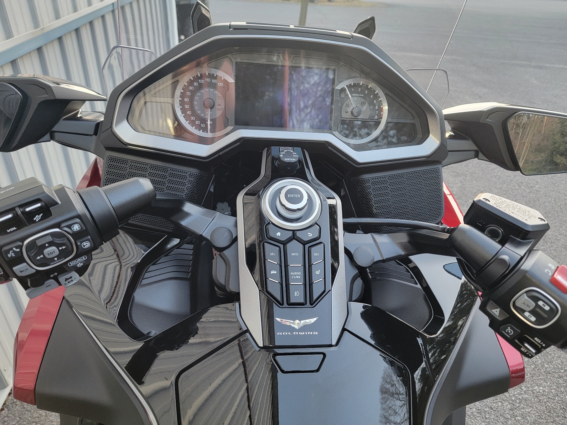 2021 Honda Gold Wing Tour Automatic DCT in Spring Mills, Pennsylvania - Photo 10