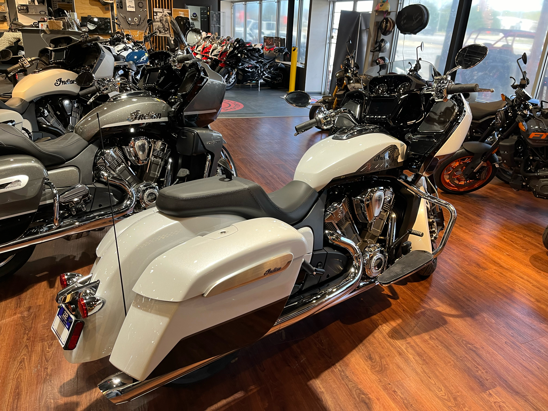 2024 Indian Motorcycle Challenger® Limited in Greer, South Carolina - Photo 4