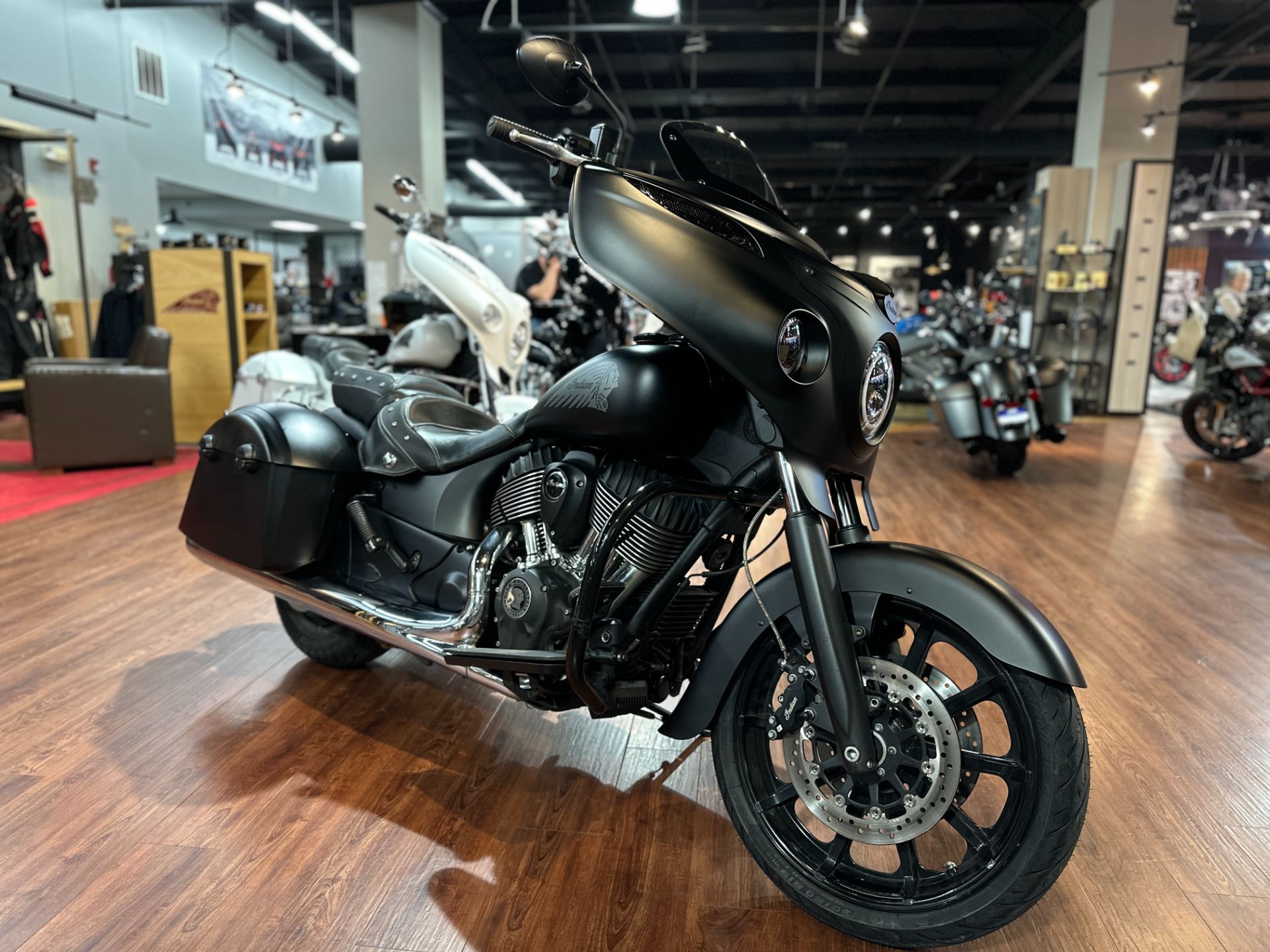 2018 Indian Motorcycle Chieftain® Dark Horse® ABS in Greer, South Carolina - Photo 2