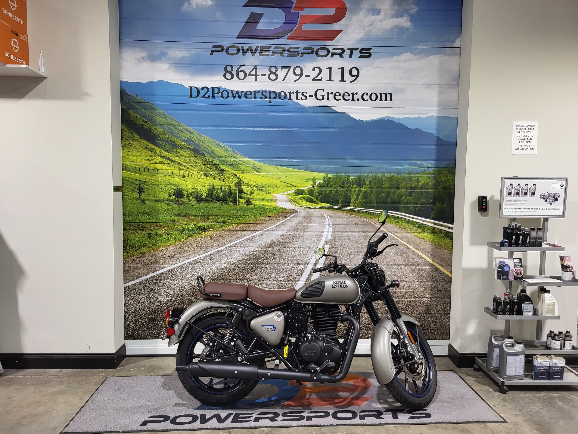 2023 Royal Enfield Classic 350 in Greer, South Carolina - Photo 3