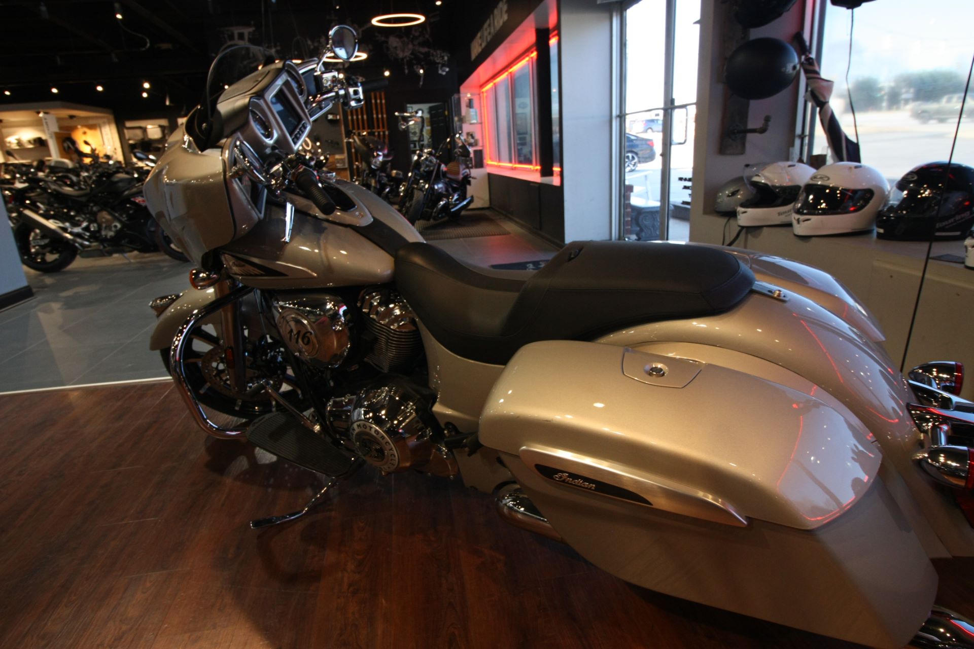 2022 Indian Chieftain® Limited in Greer, South Carolina - Photo 9