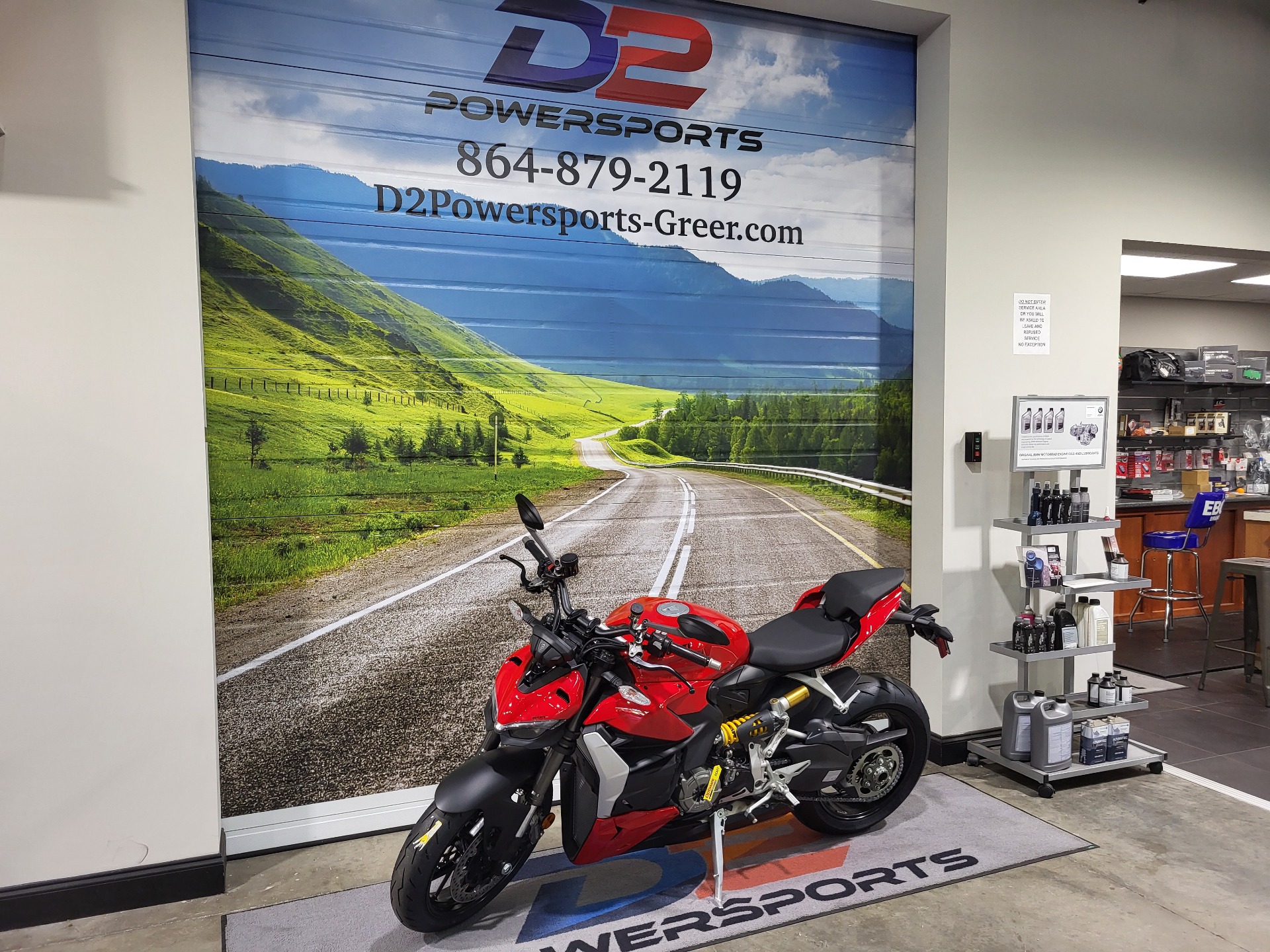 2024 Ducati Streetfighter V2 in Greer, South Carolina - Photo 5