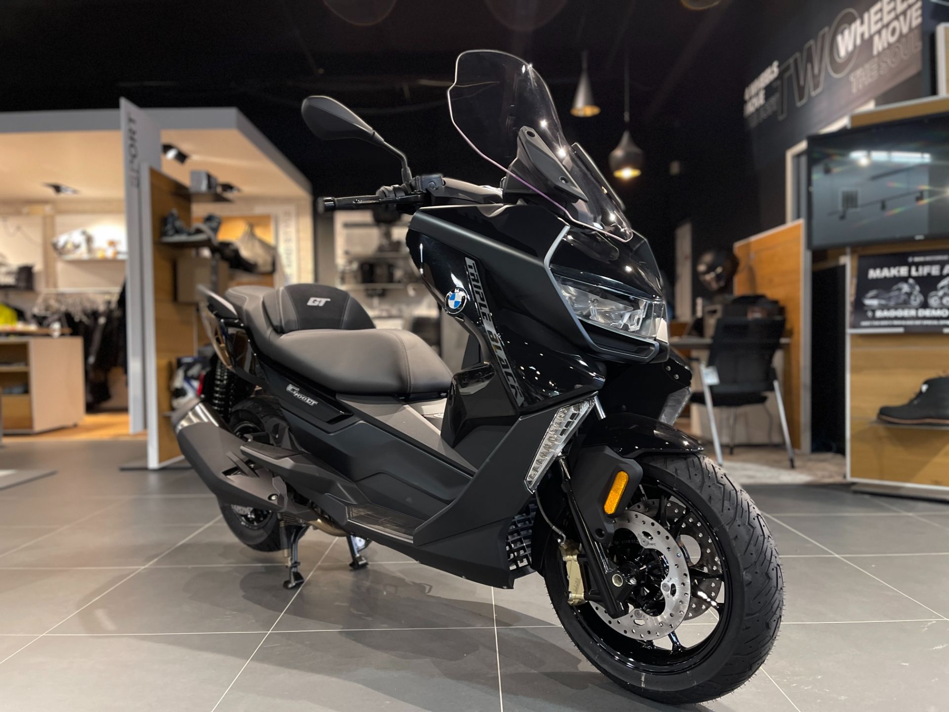 2023 BMW C 400 GT in Greer, South Carolina - Photo 1