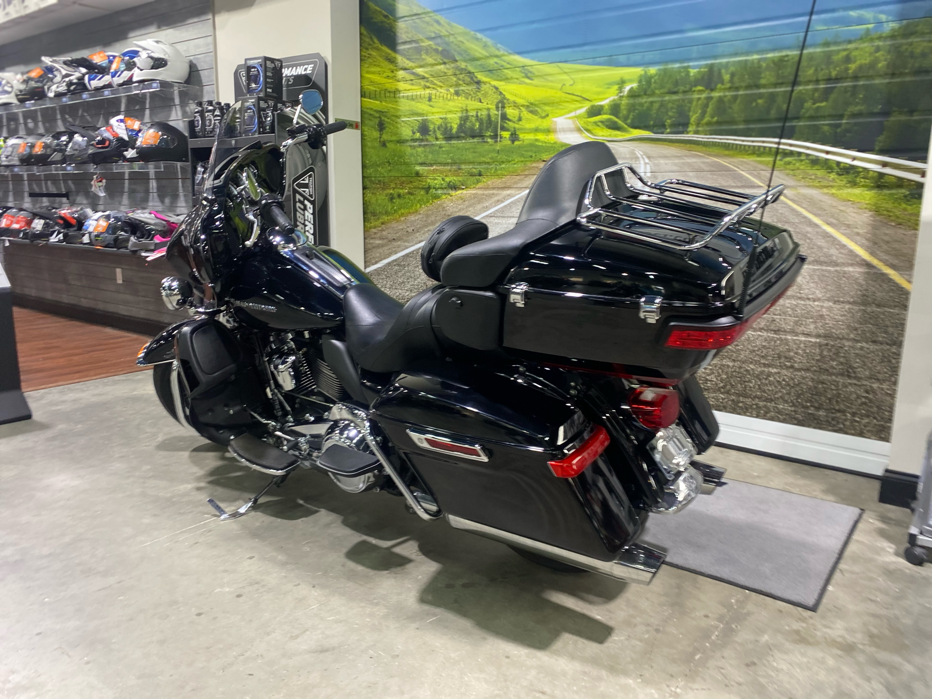 2019 Harley-Davidson Ultra Limited in Greer, South Carolina - Photo 8