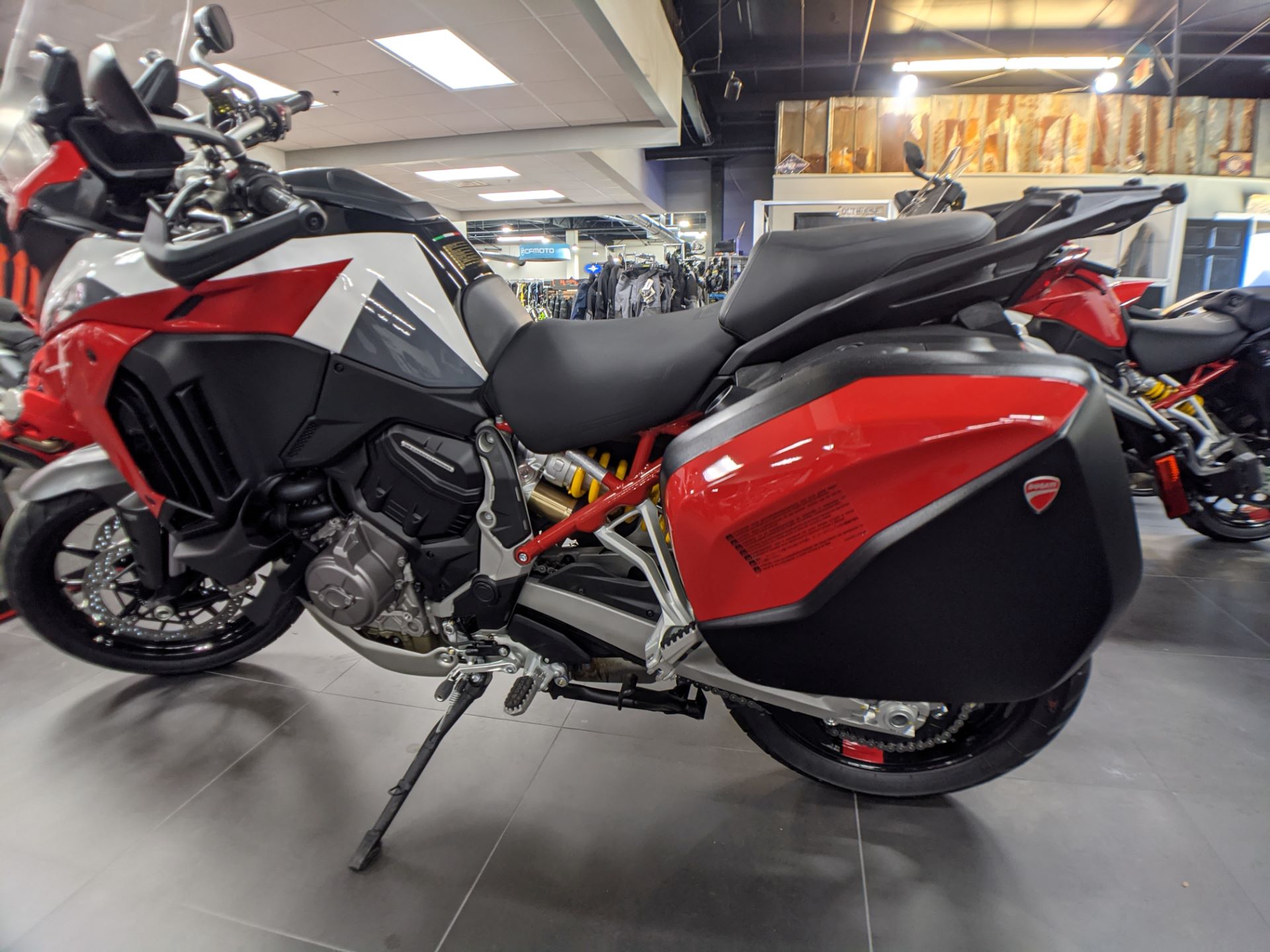 2022 Ducati Multistrada V4 S Sport Full Alloy Wheels in Greer, South Carolina - Photo 9