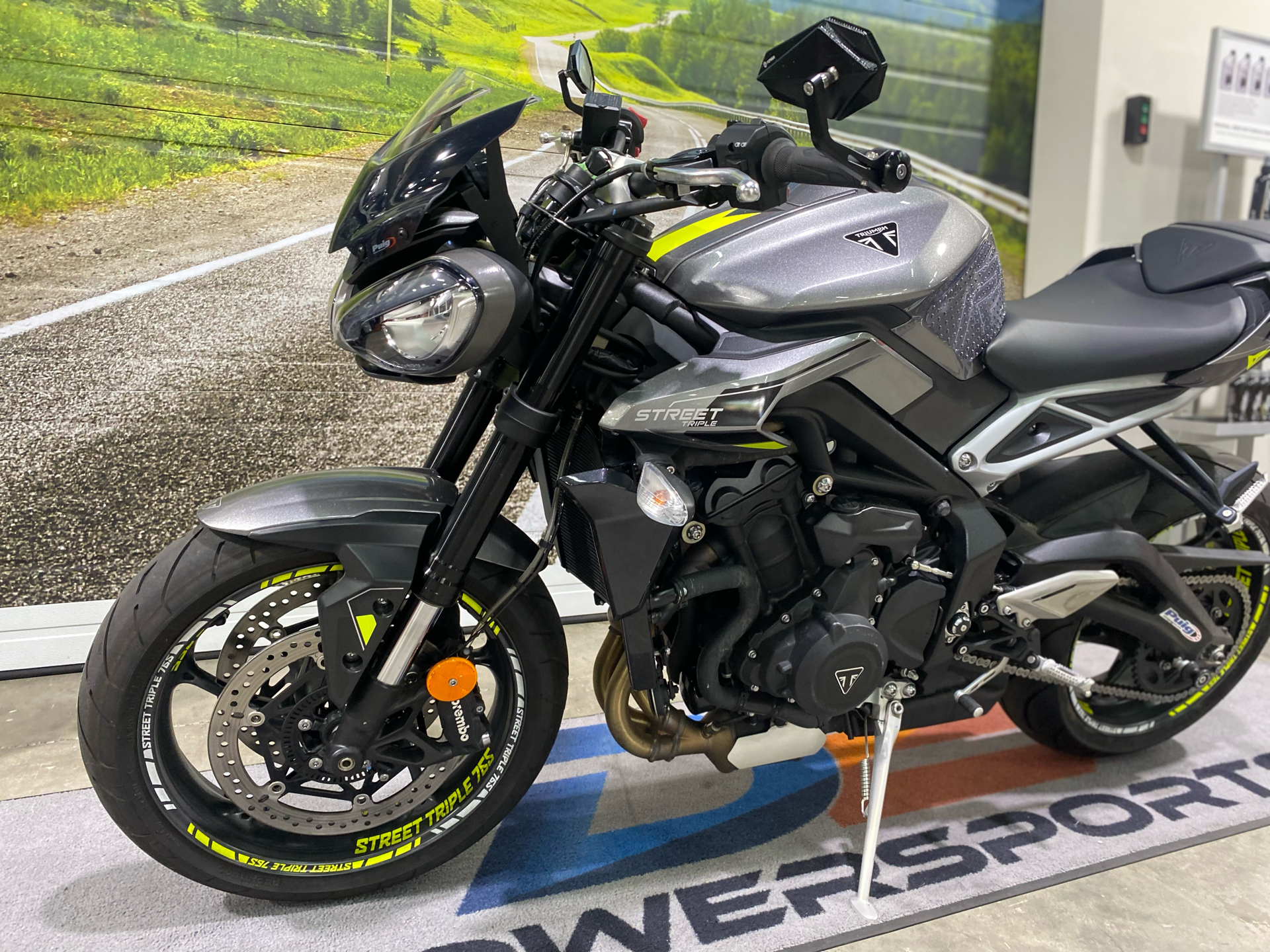 2024 Triumph Street Triple 765 R in Greer, South Carolina - Photo 8