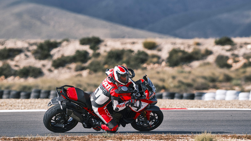 2022 Ducati Multistrada V4 Pikes Peak in Greer, South Carolina - Photo 11