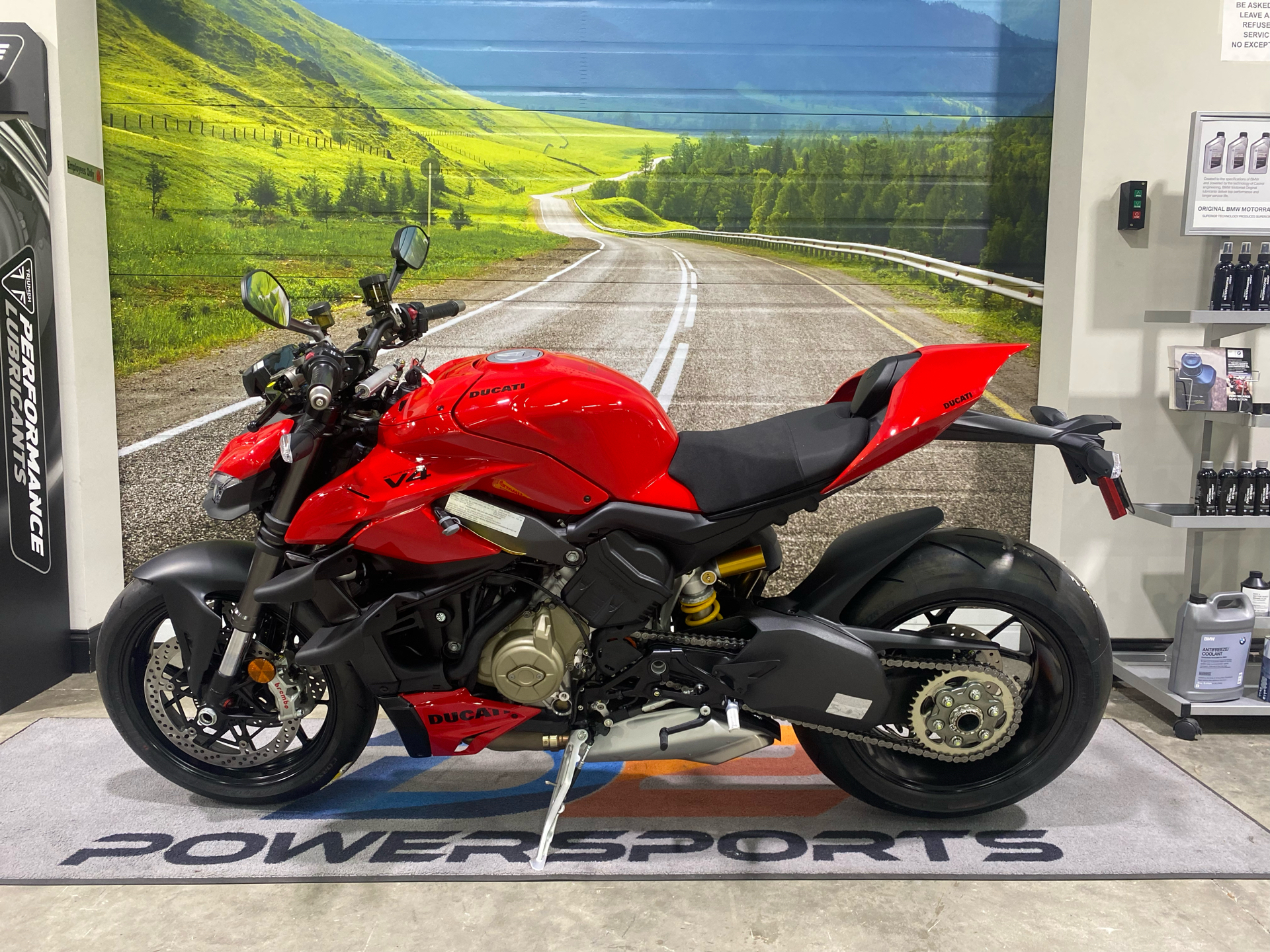 2024 Ducati Streetfighter V4 in Greer, South Carolina - Photo 4