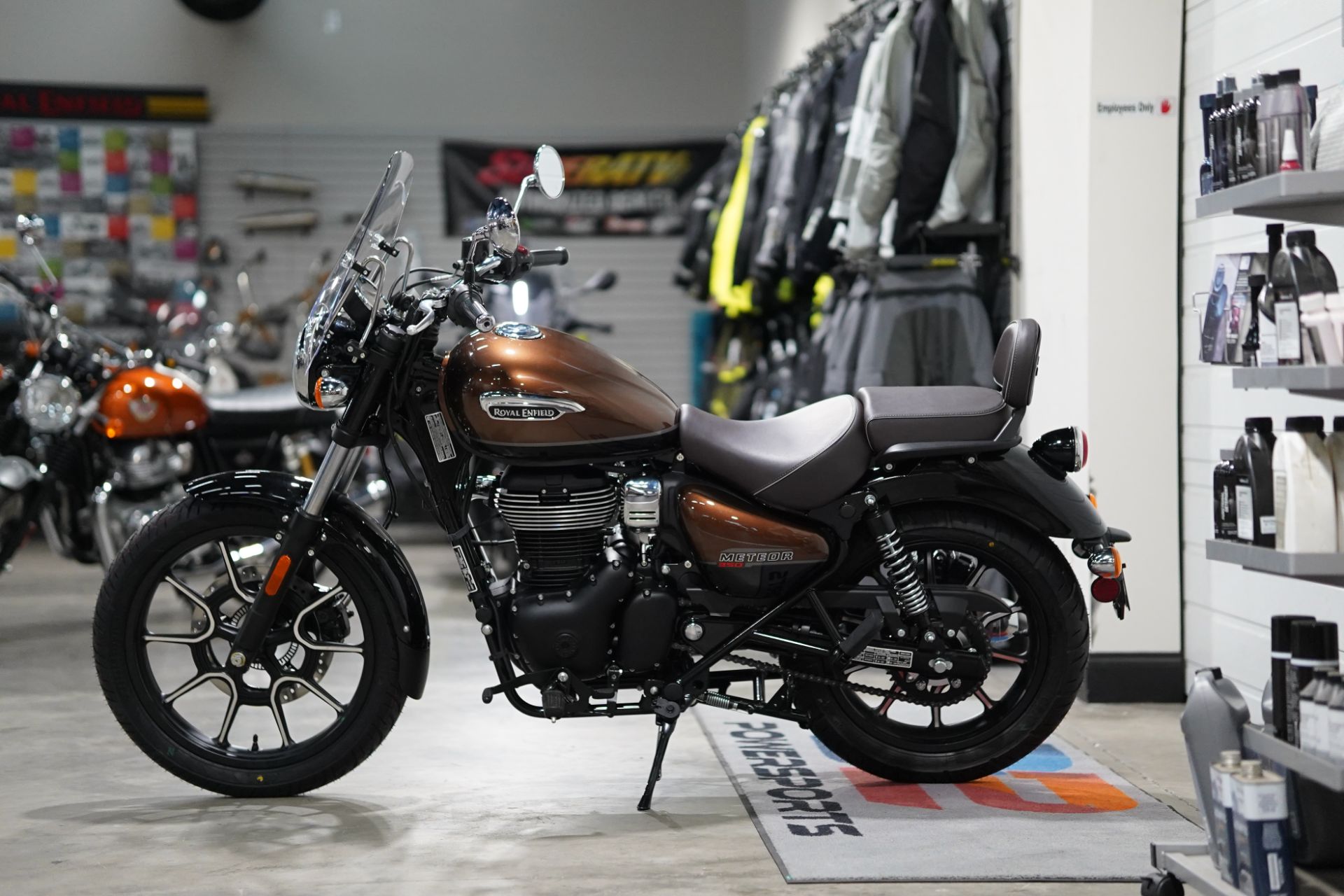 2023 Royal Enfield Meteor 350 in Greer, South Carolina - Photo 7