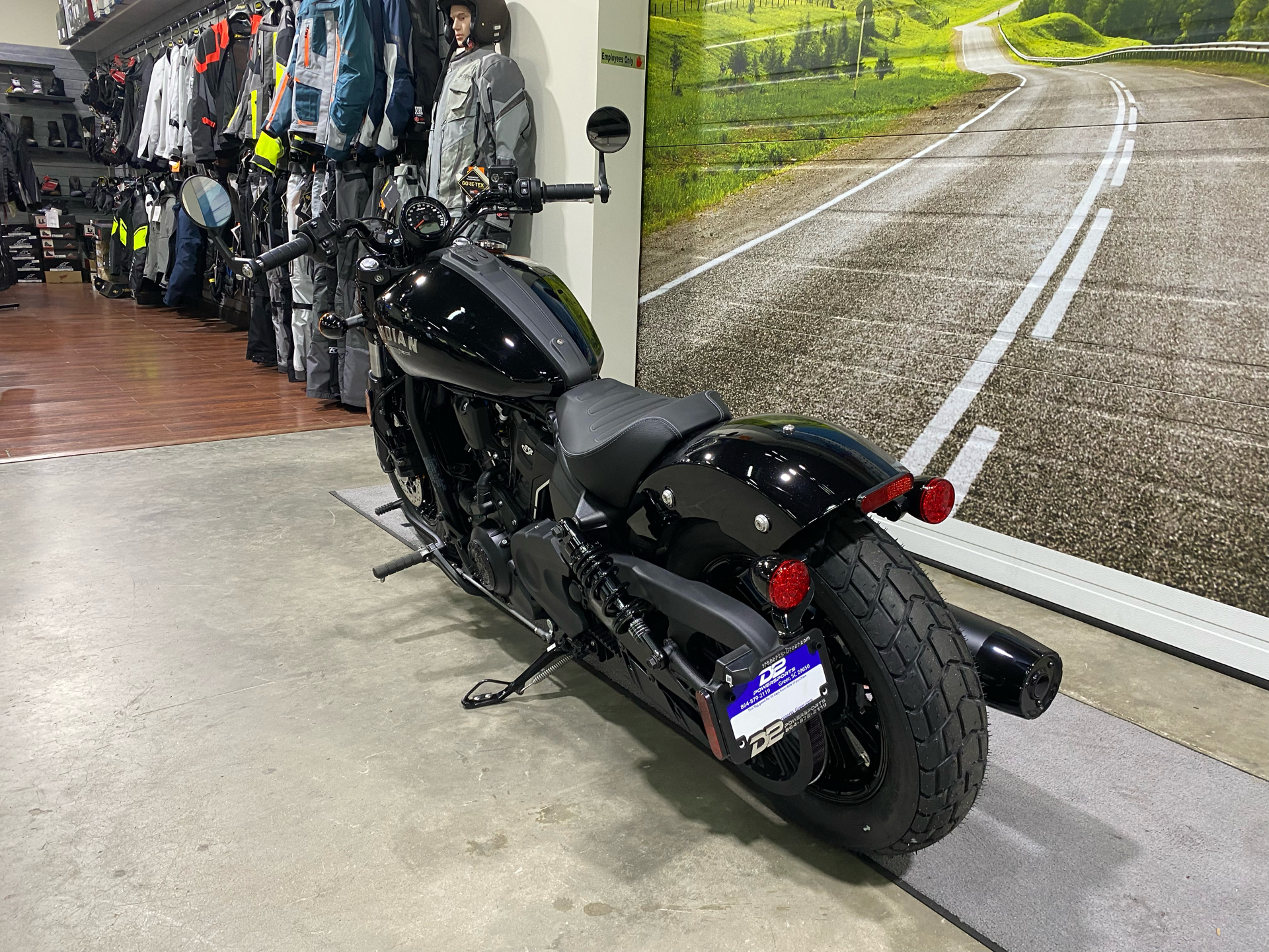 2025 Indian Motorcycle Scout® Bobber Limited in Greer, South Carolina - Photo 8