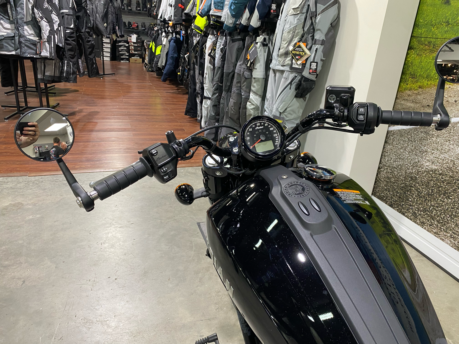 2025 Indian Motorcycle Scout® Bobber Limited in Greer, South Carolina - Photo 9