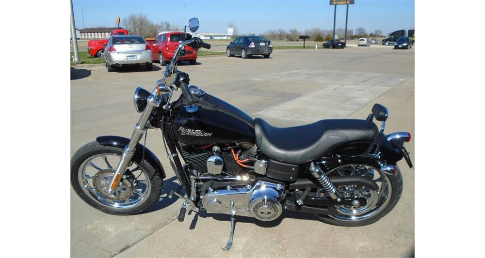2011 Harley-Davidson Dyna® Street Bob® in Chariton, Iowa - Photo 3