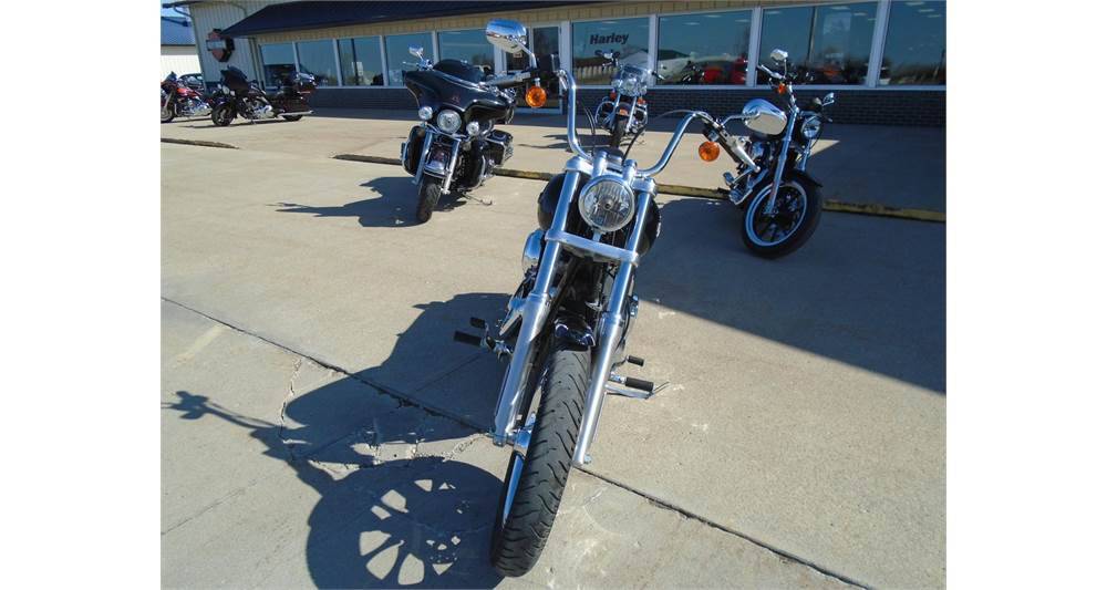 2011 Harley-Davidson Dyna® Street Bob® in Chariton, Iowa - Photo 4