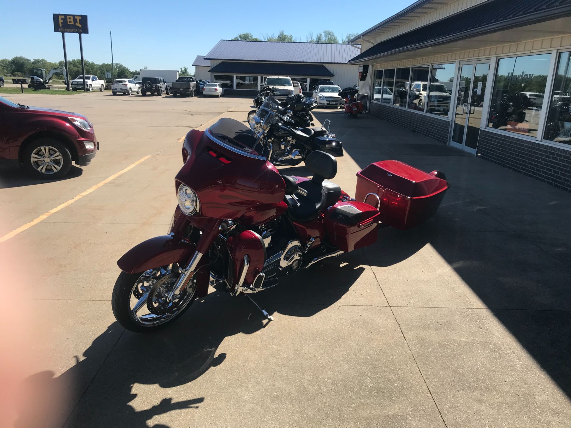 2016 Harley-Davidson STREET GLIDE SPECIAL CVO in Chariton, Iowa - Photo 4