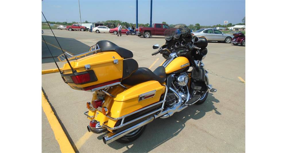 2013 Harley-Davidson Electra Glide® Ultra Limited in Chariton, Iowa - Photo 2