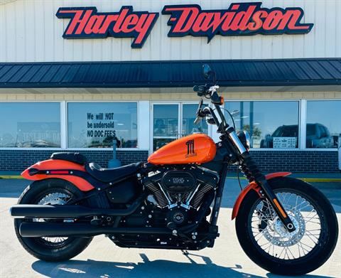 2021 Harley-Davidson STREET BOB 114 in Chariton, Iowa