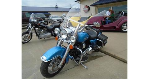 2011 Harley-Davidson Road King® Classic in Chariton, Iowa - Photo 6