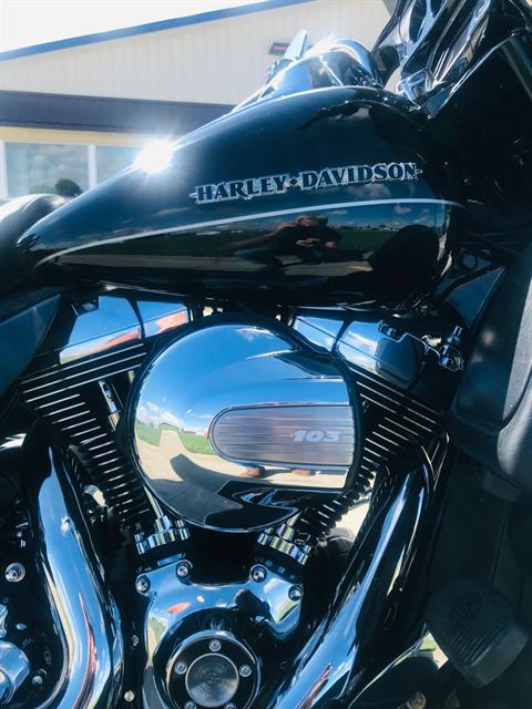 2016 Harley-Davidson ULTRA LIMITED in Chariton, Iowa - Photo 2