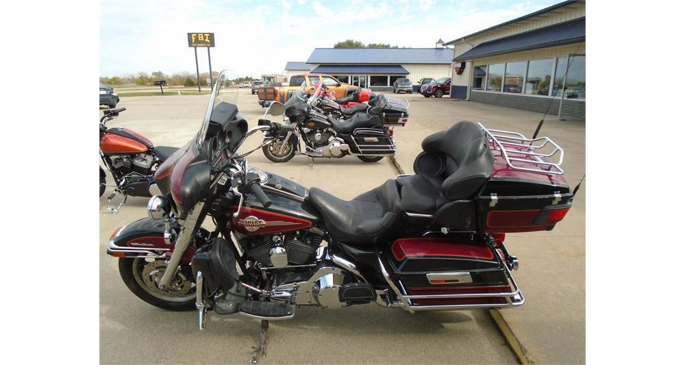 2005 Harley-Davidson FLHTCUI Ultra Classic® Electra Glide® in Chariton, Iowa - Photo 8