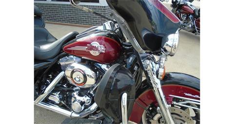 2005 Harley-Davidson FLHTCUI Ultra Classic® Electra Glide® in Chariton, Iowa - Photo 9