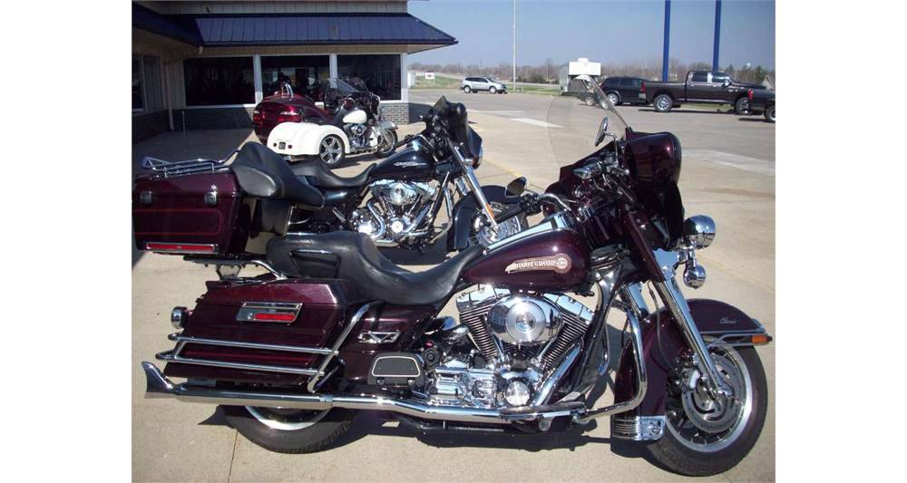 2005 Harley-Davidson FLHTC/FLHTCI Electra Glide® Classic in Chariton, Iowa - Photo 5