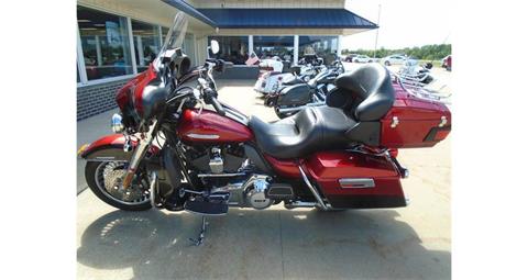2012 Harley-Davidson Electra Glide® Ultra Limited in Chariton, Iowa - Photo 2
