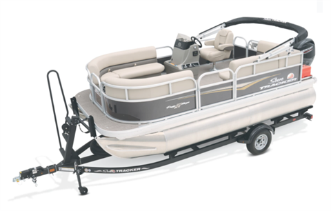 2024 Sun Tracker PARTY BARGE® 16 DLX in Appleton, Wisconsin