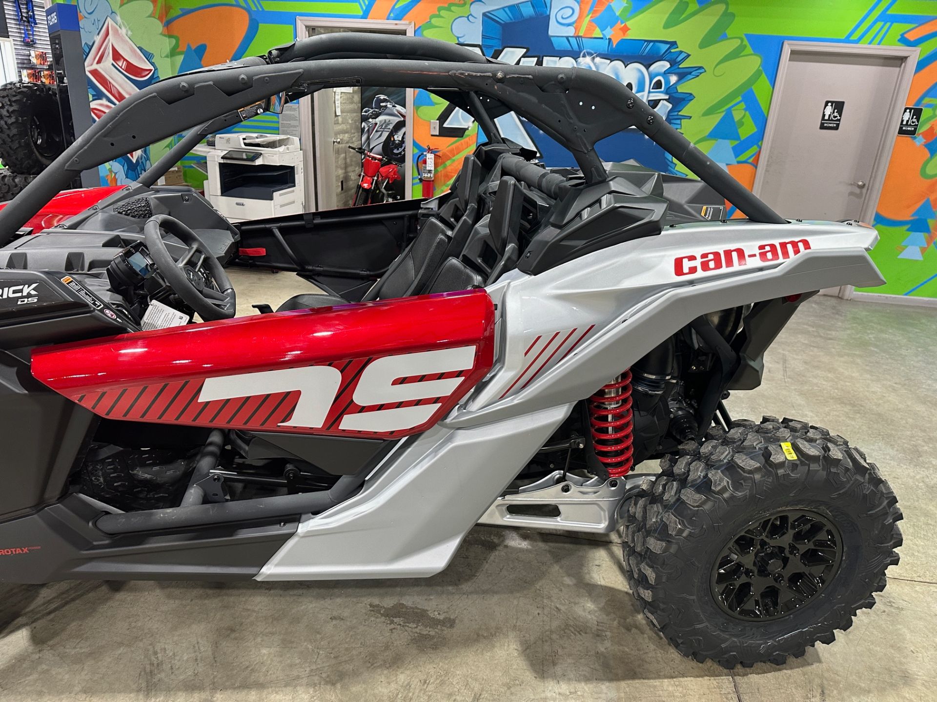 2024 Can-Am Maverick X3 DS Turbo RR in Claysville, Pennsylvania - Photo 8