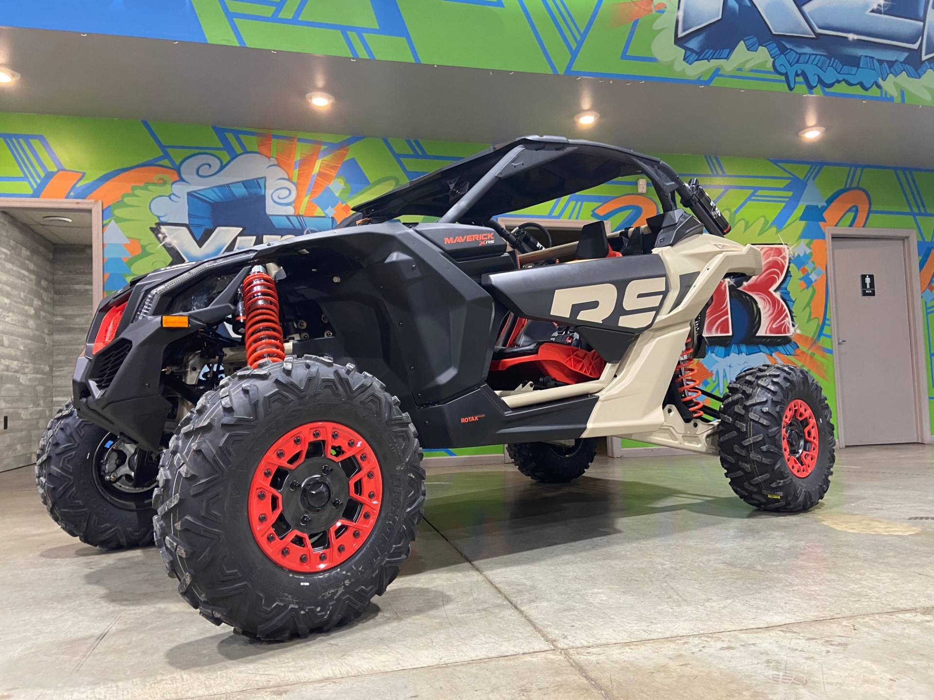 2021 Can-Am Maverick X3 X RS Turbo RR with Smart-Shox in Claysville, Pennsylvania - Photo 2