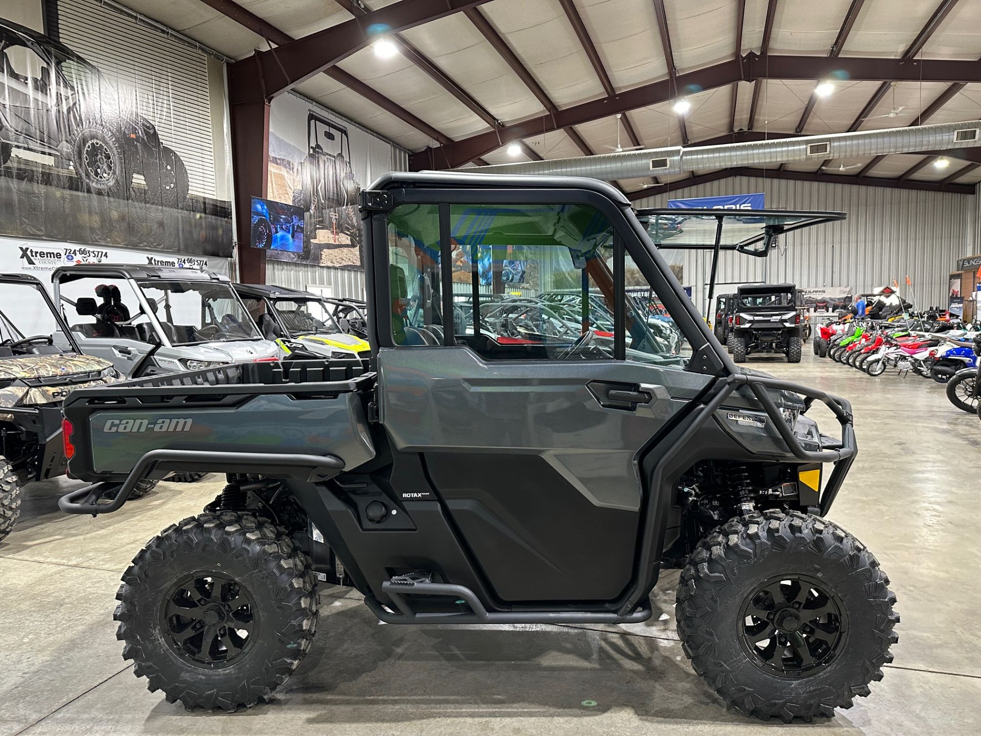 2024 Can-Am Defender Limited in Claysville, Pennsylvania - Photo 4