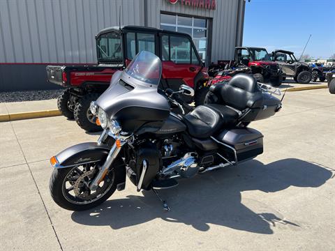 2017 Harley-Davidson Ultra Limited in Mason City, Iowa - Photo 1