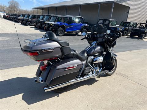 2017 Harley-Davidson Ultra Limited in Mason City, Iowa - Photo 3