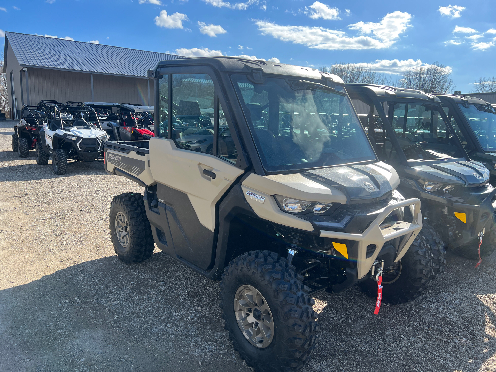 2024 Can-Am Defender Limited in Mason City, Iowa - Photo 1