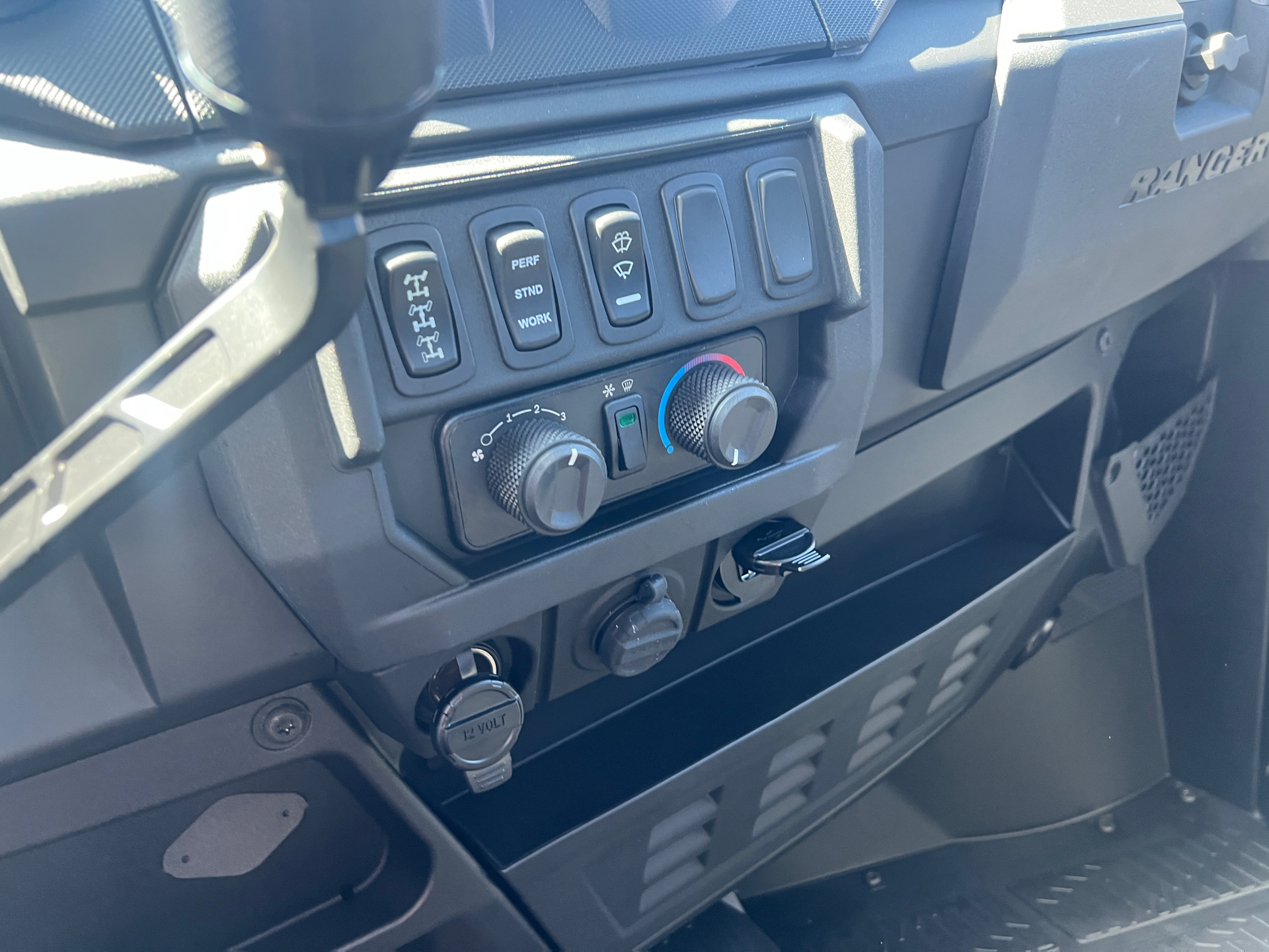 2025 Polaris Ranger Crew XP 1000 NorthStar Edition Premium in Mason City, Iowa - Photo 5