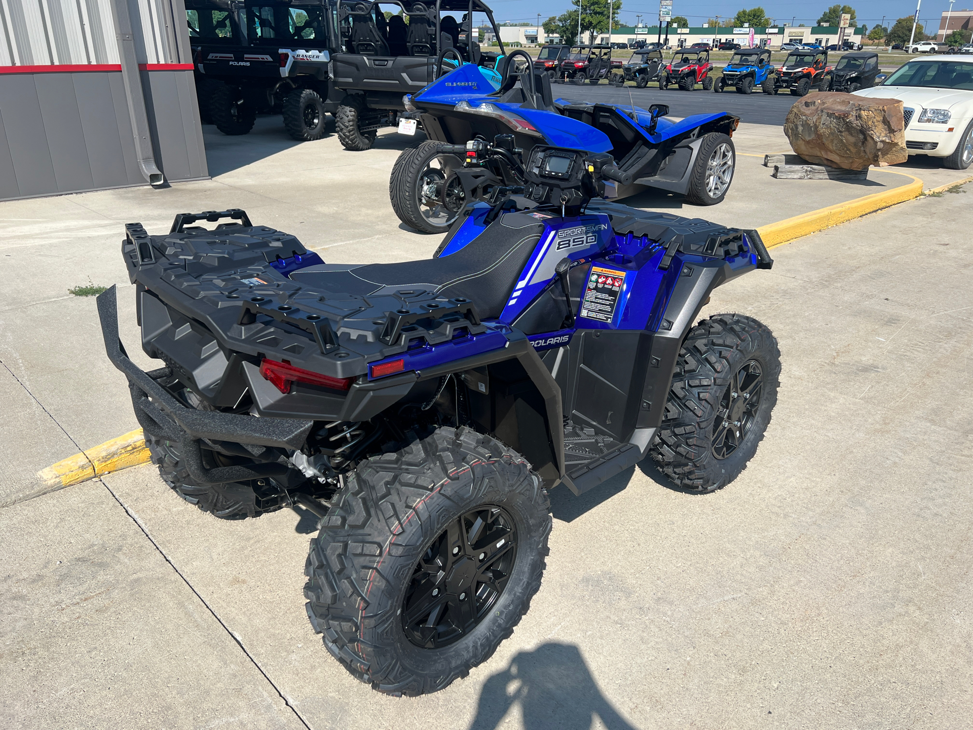 2024 Polaris Sportsman 850 Ultimate Trail in Mason City, Iowa - Photo 2