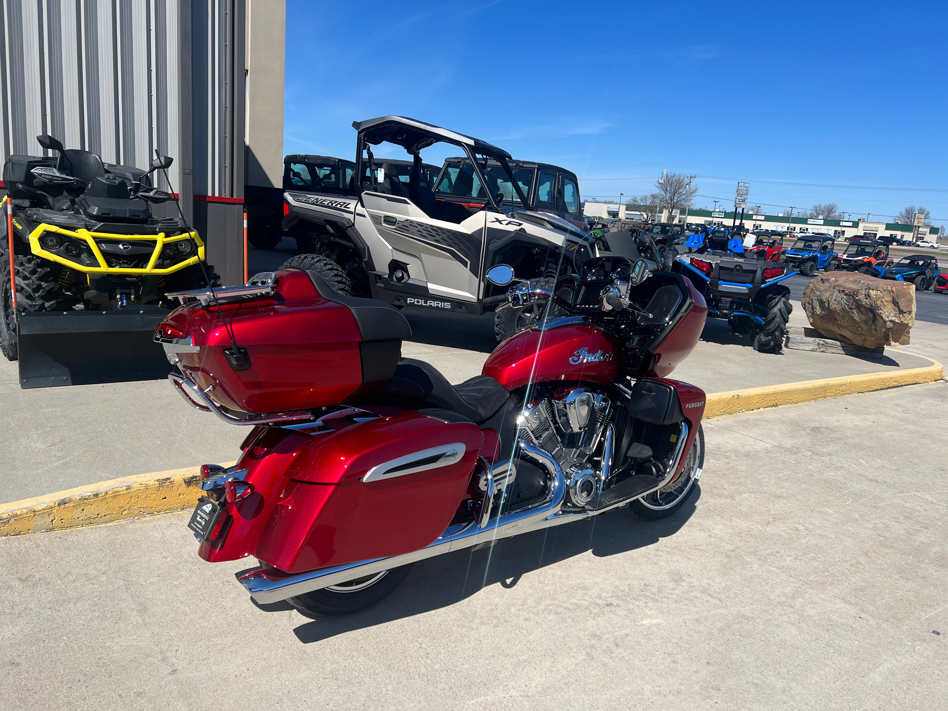2024 Indian Motorcycle Pursuit® Limited® with PowerBand Audio Package in Mason City, Iowa - Photo 2