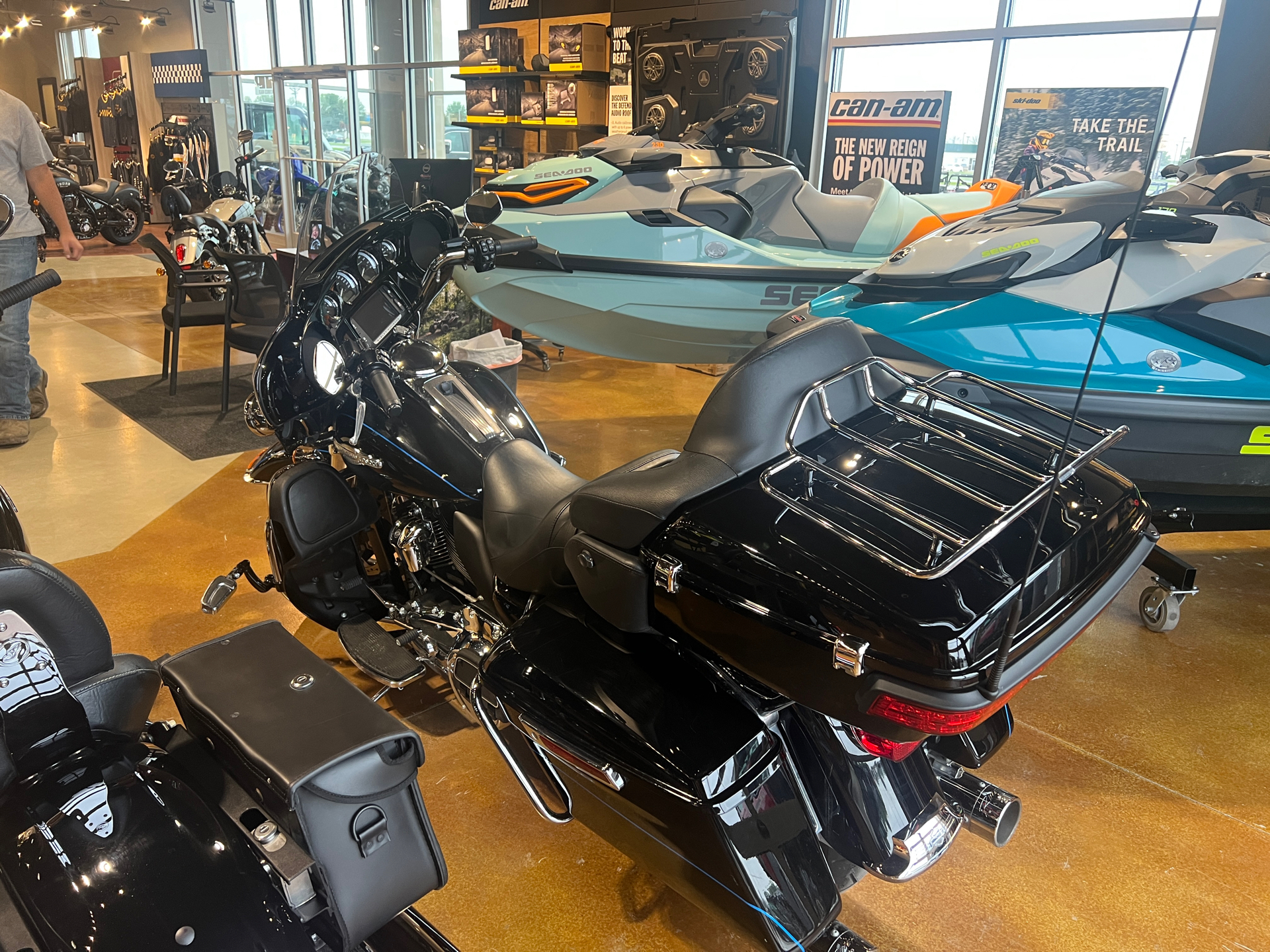 2018 Harley-Davidson Ultra Limited in Mason City, Iowa - Photo 3