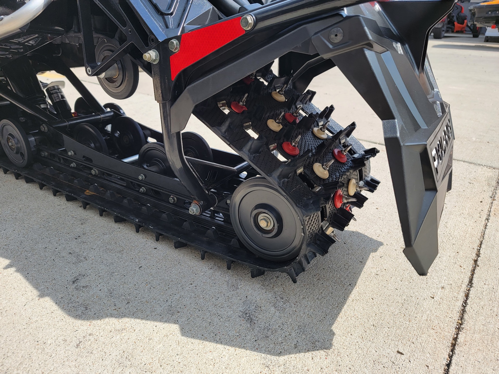 2019 Polaris 850 Switchback XCR 136 SnowCheck Select in Mason City, Iowa - Photo 4