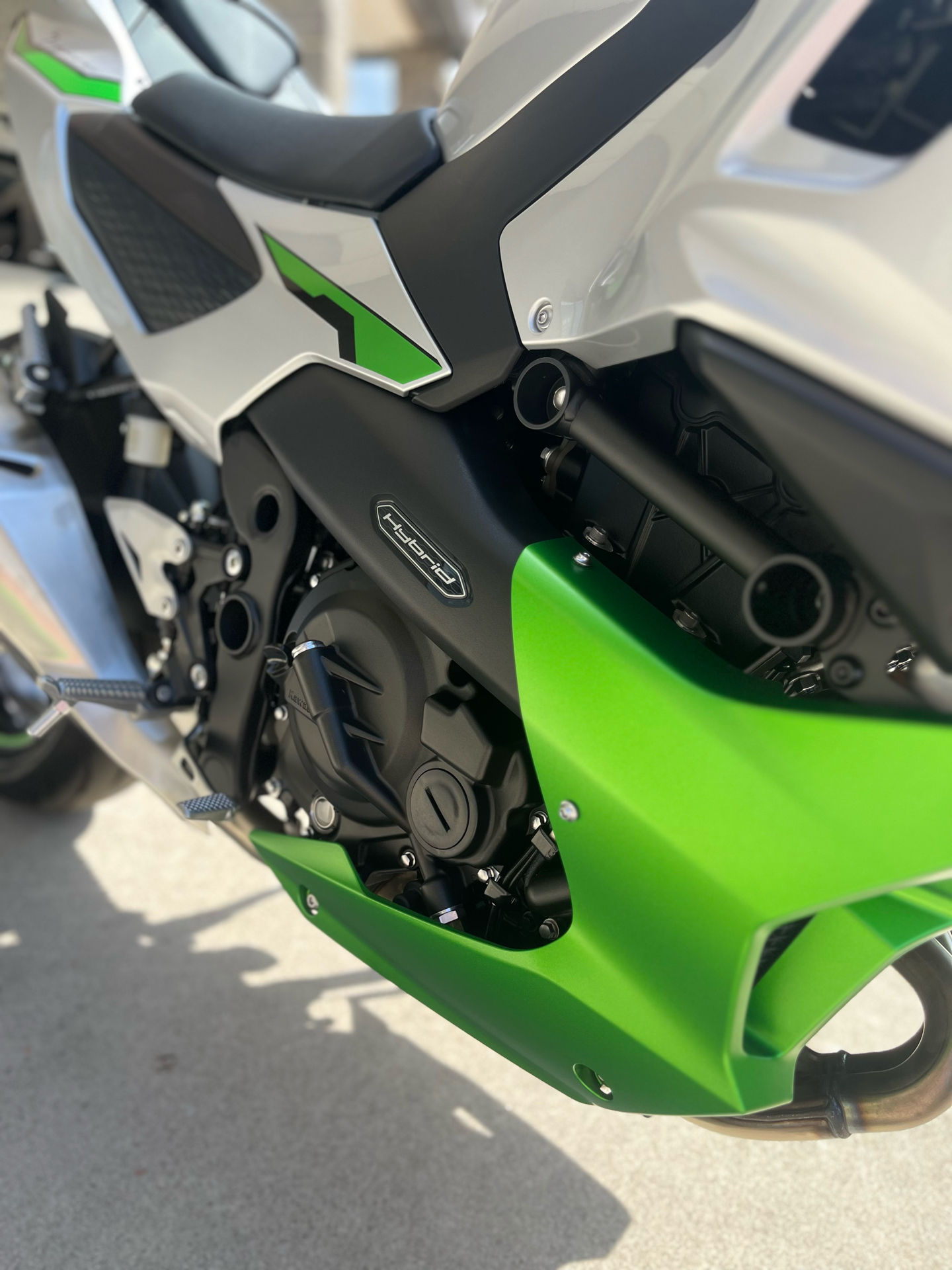 2024 Kawasaki Ninja 7 Hybrid ABS in Greensboro, North Carolina - Photo 4