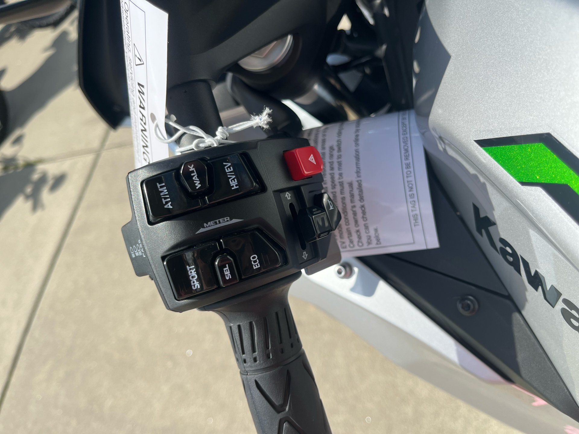 2024 Kawasaki Ninja 7 Hybrid ABS in Greensboro, North Carolina - Photo 8