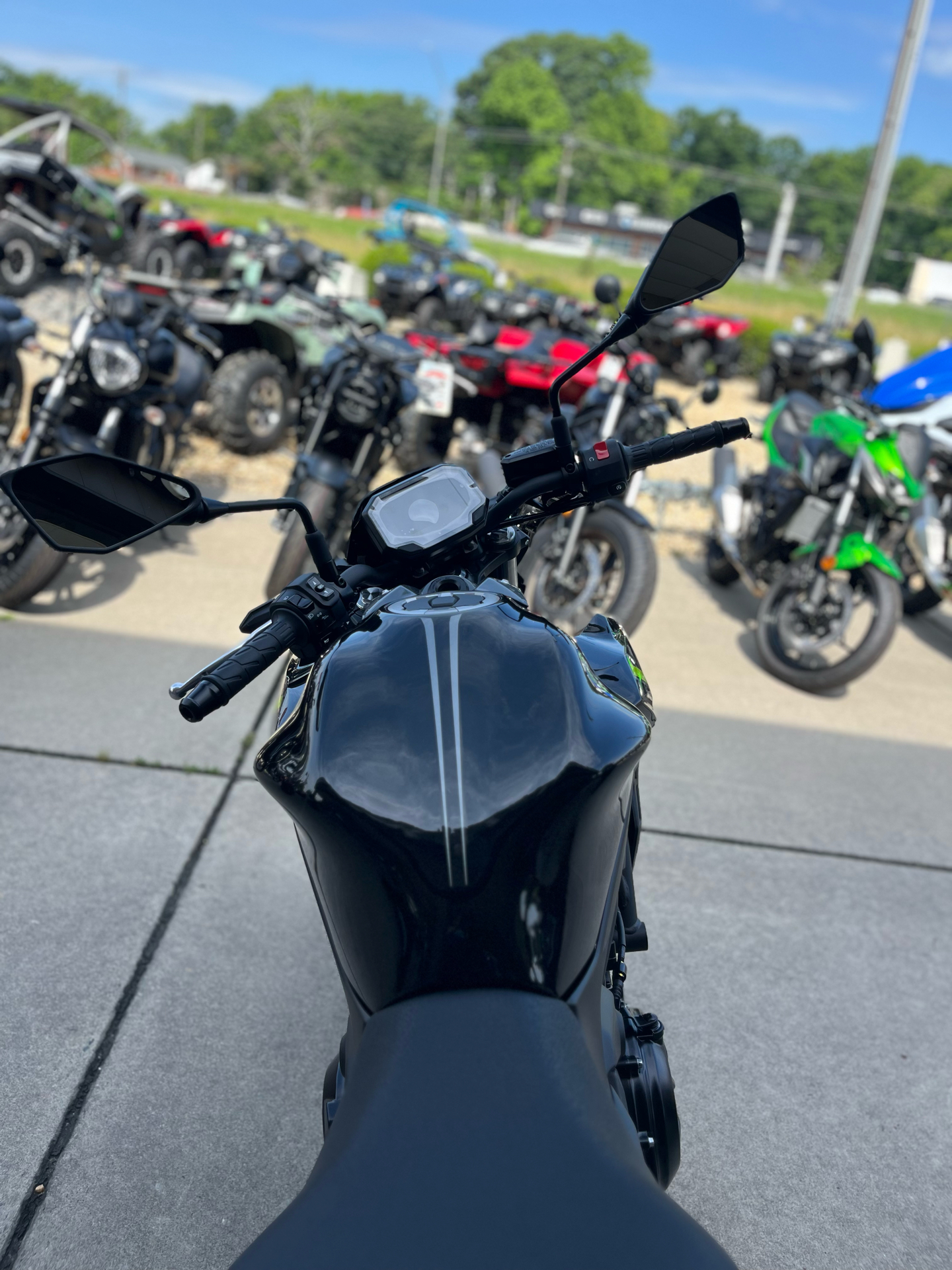 2024 Kawasaki Z650 in Greensboro, North Carolina - Photo 6